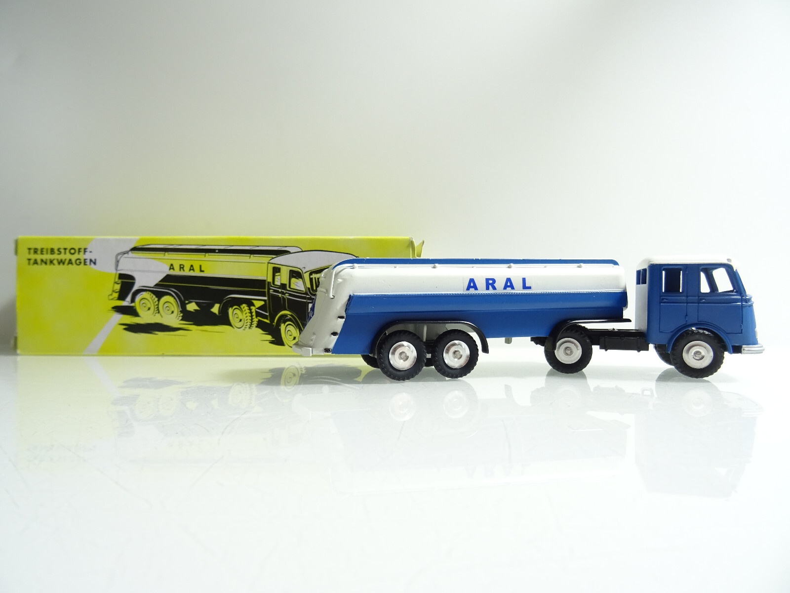 Märklin 18032 Treibstoff-Tankwagen Aral in OVP C68 – Bild 3