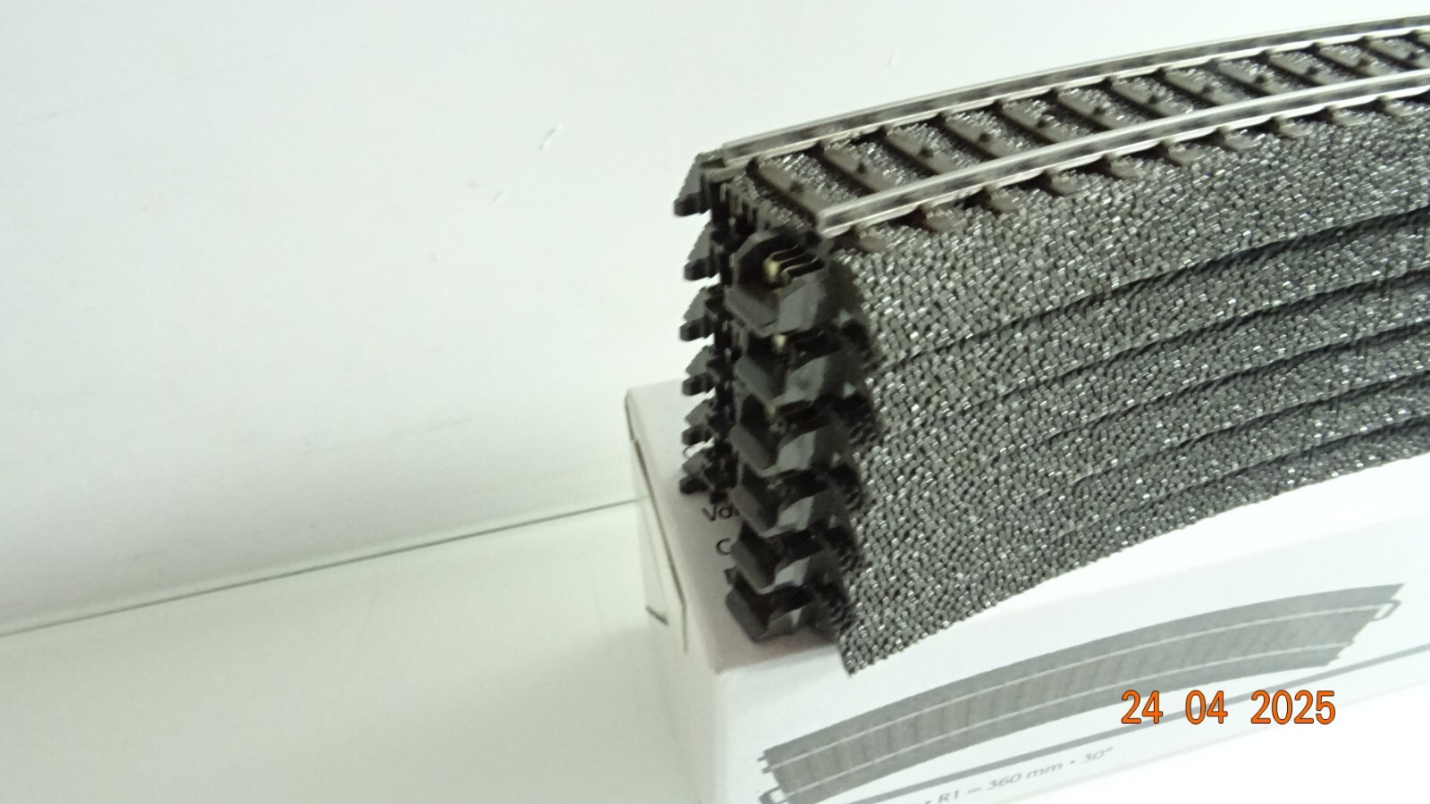 Märklin H0 24130 C Gleis gebogenes R1 360mm 6 Stück siehe Foto in OVP CK7735 – Bild 3