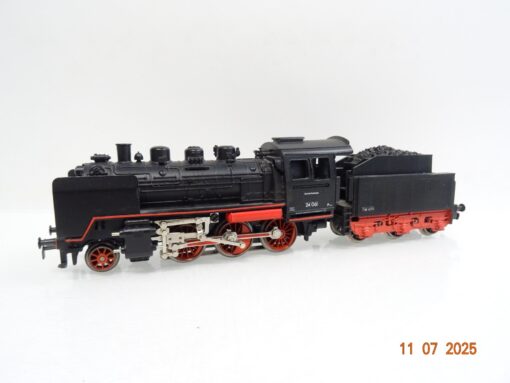 Märklin H0 30032 Dampflok BR 24 061 der DB mit Tender 24 058 JL1374 o.