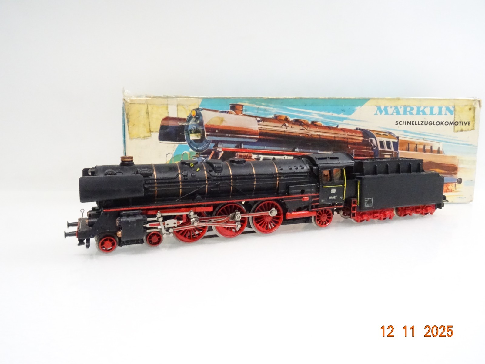 Märklin H0 3048 Dampflok BR 01 097 der DB angemalt mit OVP JL4394