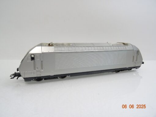 Märklin H0 3461 Schweiz E-Lok Serie 460 silber der SBB in OVP JL958 – Bild 3