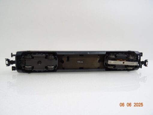 Märklin H0 3461 Schweiz E-Lok Serie 460 silber der SBB in OVP JL958 – Bild 4