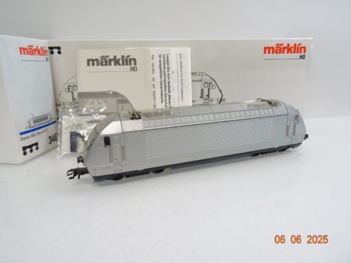 Märklin H0 3461 Schweiz E-Lok Serie 460 silber der SBB in OVP JL958