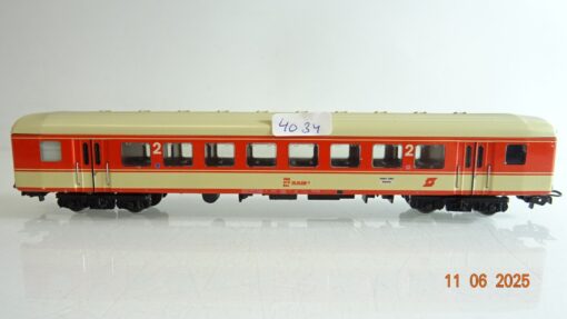 Märklin H0 4034 Personenwagen 2. Kl. der ÖBB PR8330 o.