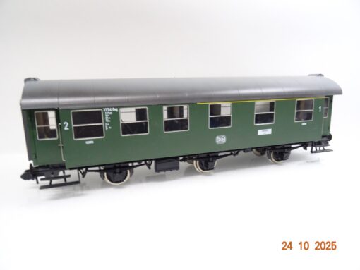 Märklin H0 5810 Umbauwagen 3-achs. 1./2.Kl. der DB 37 541 Reg JL3839 o. – Bild 3