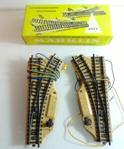 Märklin H0 M-Gleise 3601 Elektro. Weichenpaar siehe Foto in OVP PK2233