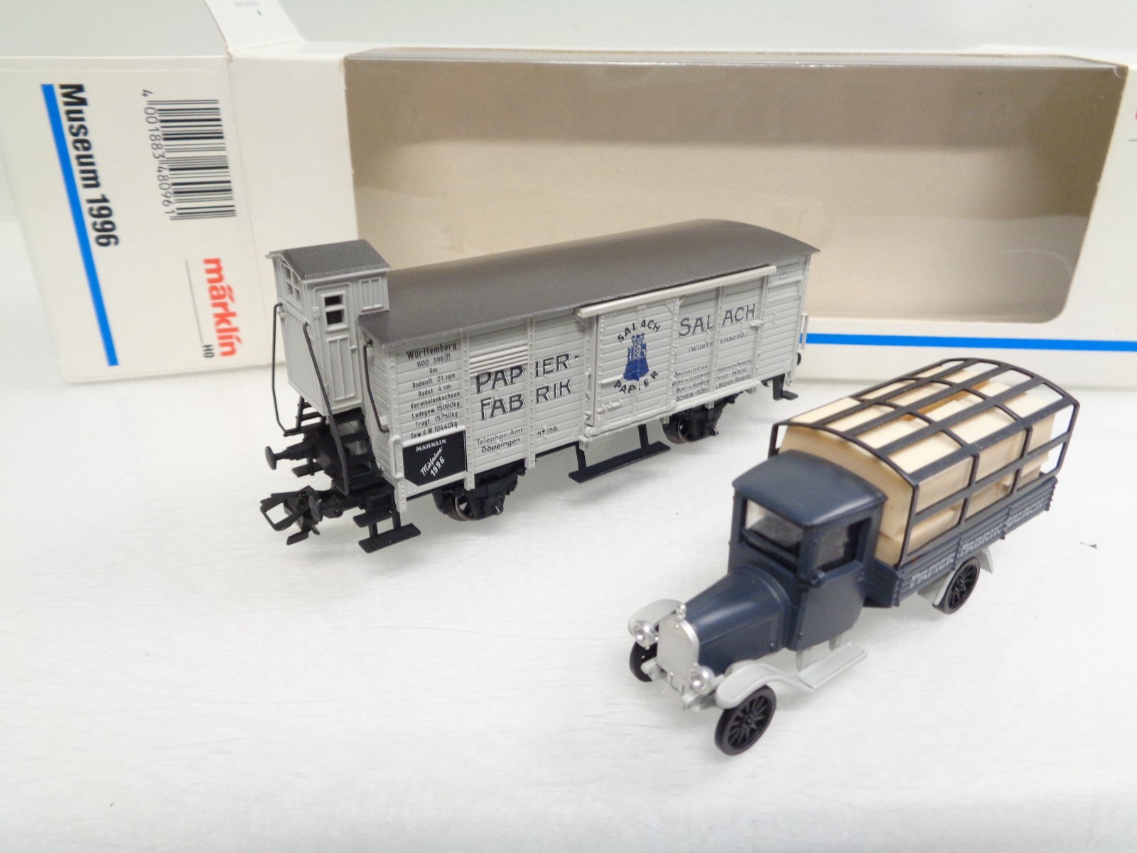 Märklin H0 Museum 1996 Set gedeckter Güterwagen mit Auto in OVP RR4846