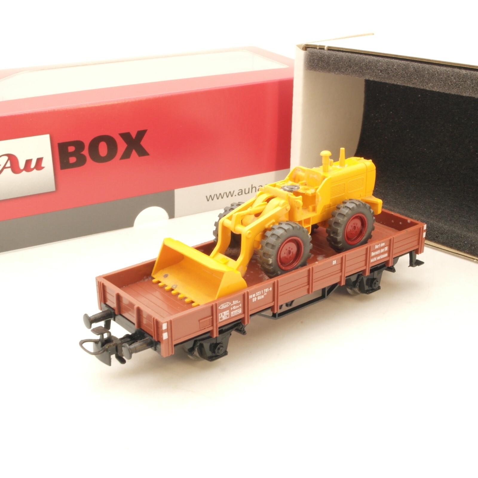 Märklin H0 Niederbordwagen 323 1 791 mit Ladung Bagger der DB in Au Box RG5160 – Bild 3