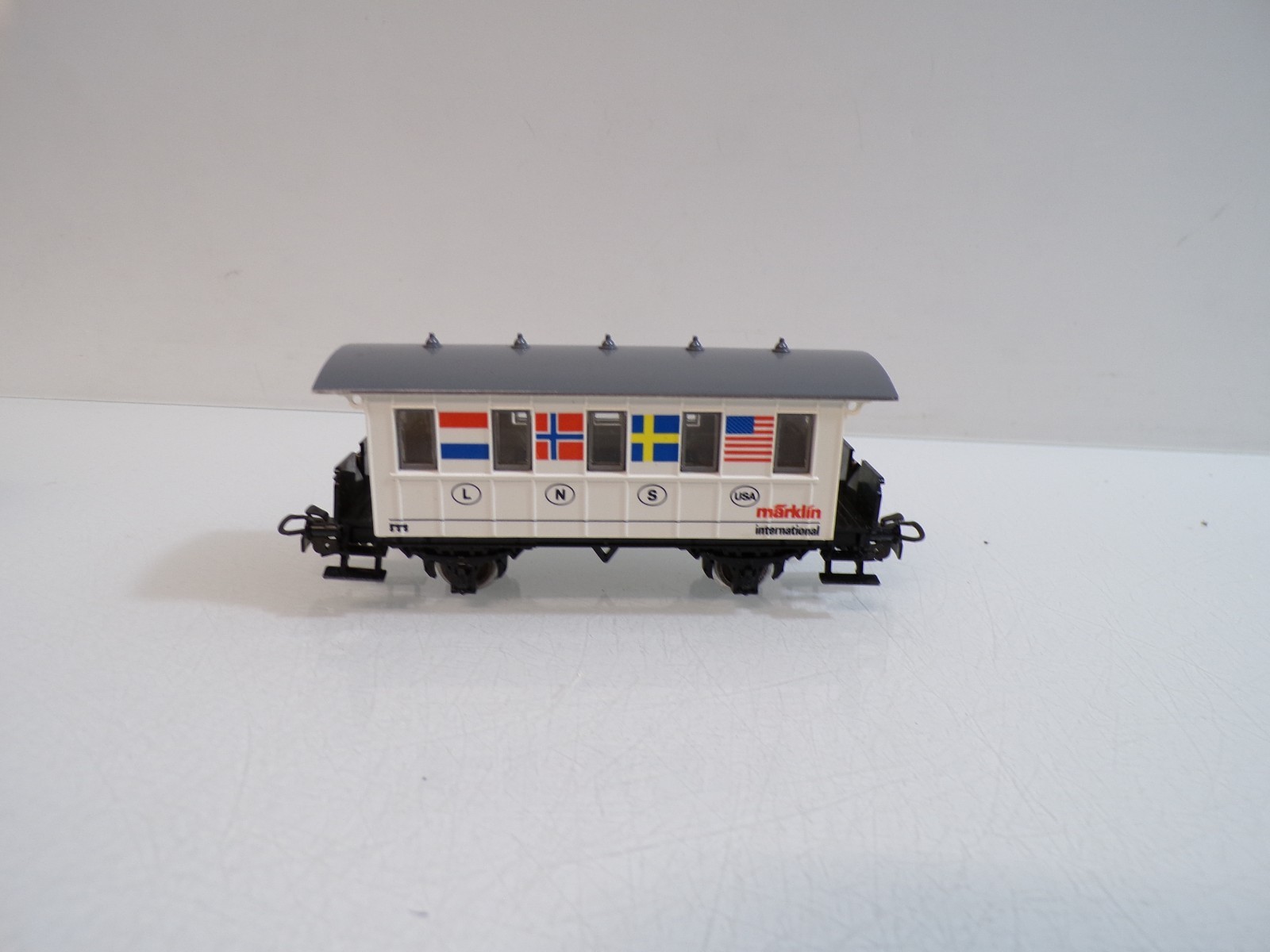 Märklin H0 Personenwagen international der DB in OVP HS170 – Bild 3