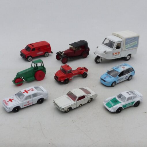 Matchbox / Lesney etc. Fahrzeuge teilweise für Bastler in Tüte o. EX6953