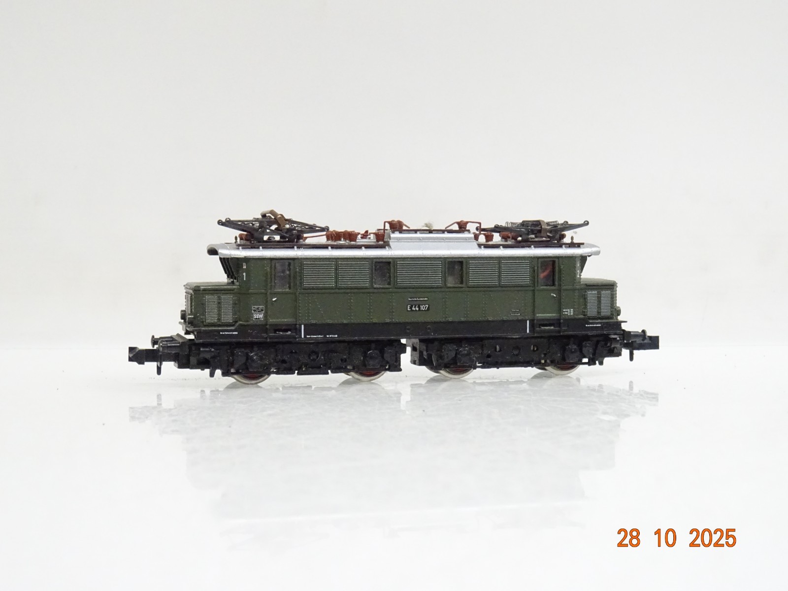 Minitrix N 12852 E-Lok E 44 107 der DB JL3885 o.