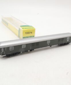 Minitrix N 13374 Gepäckwagen der DR in OVP RR3910