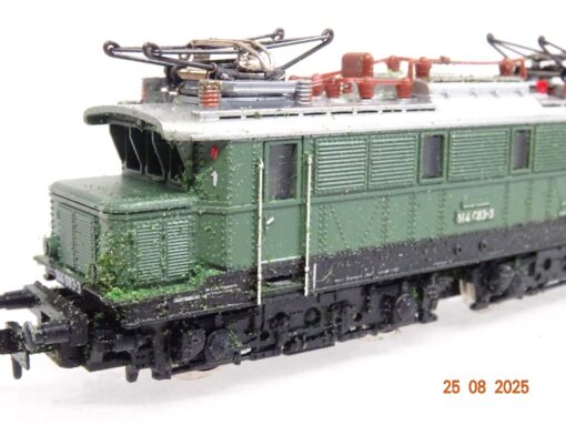 Minitrix N 2033 E-Lok BR 144 083-3 der DB JL2596 o. – Bild 4