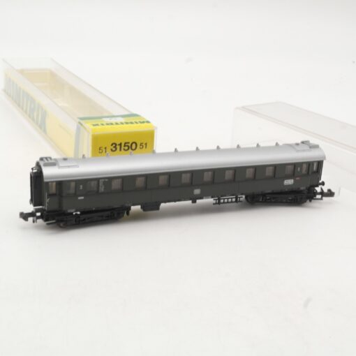 Minitrix N 51 3150 51 Schnellzugwagen 2. Klasse der DB in OVP RR521 – Bild 3