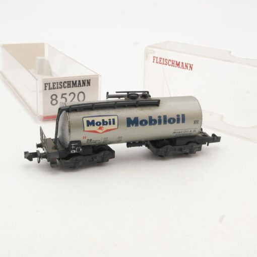 Minitrix N Kesselwagen Mobiloil der DB in EVP RR185 – Bild 3