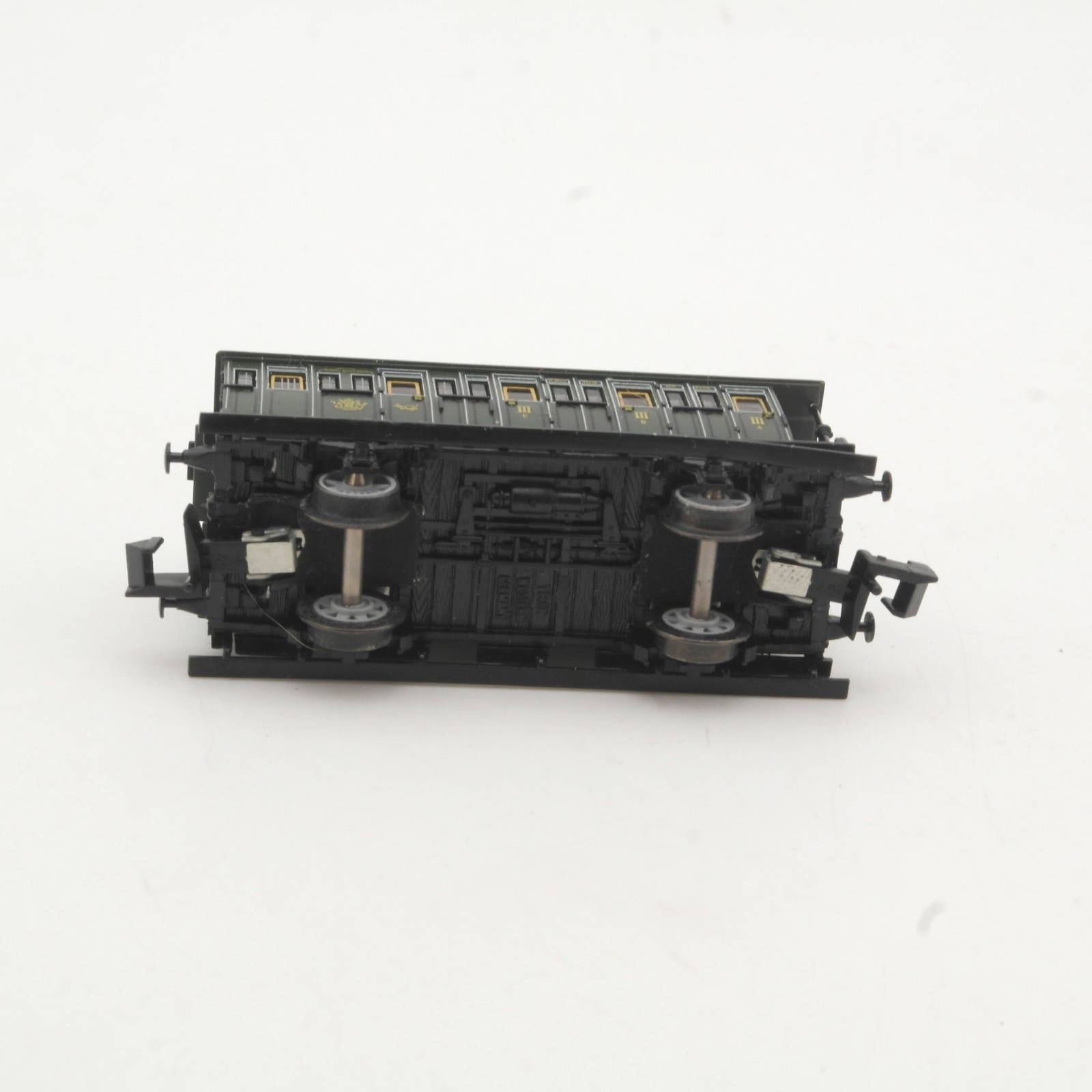 Minitrix N Personenwagen 3. Klasse der K.Bay.Sts.B. RR5038 o. – Bild 4