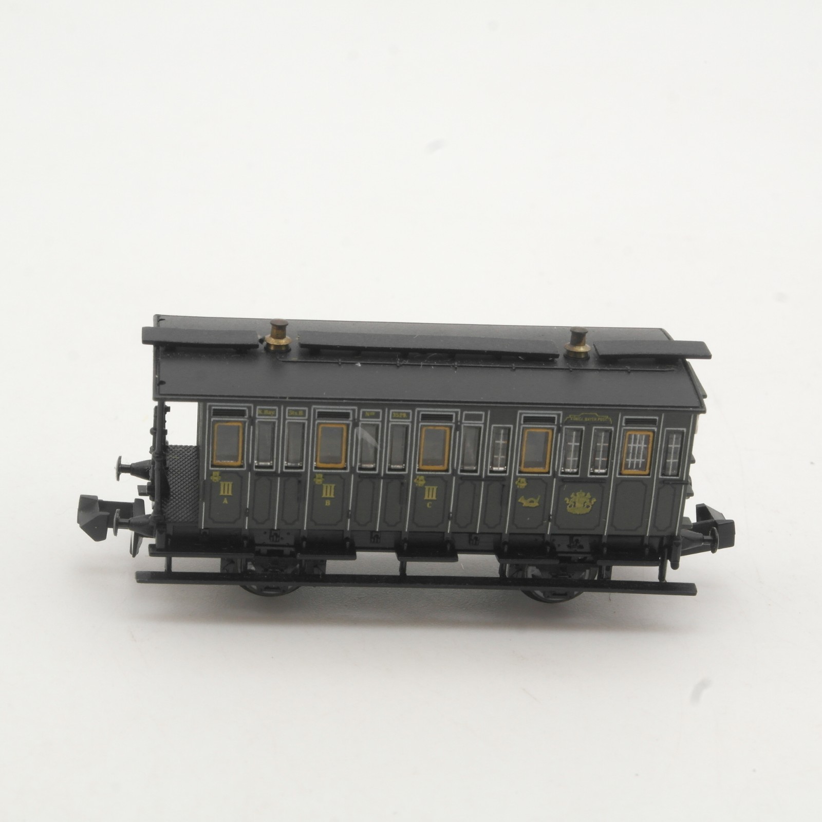 Minitrix N Personenwagen 3. Klasse der K.Bay.Sts.B. RR5038 o.