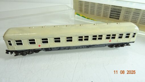 Minitrix N Personenwagen DRK, siehe Bilder in EVP RR2644 – Bild 4