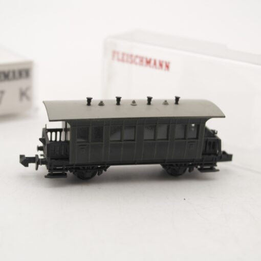 Minitrix N Personenwagen in EVP RR2492 – Bild 3