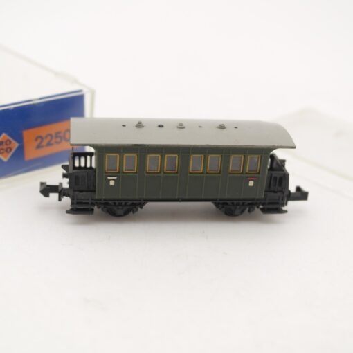 Minitrix N Personenwagen, siehe Foto in EVP RR2134