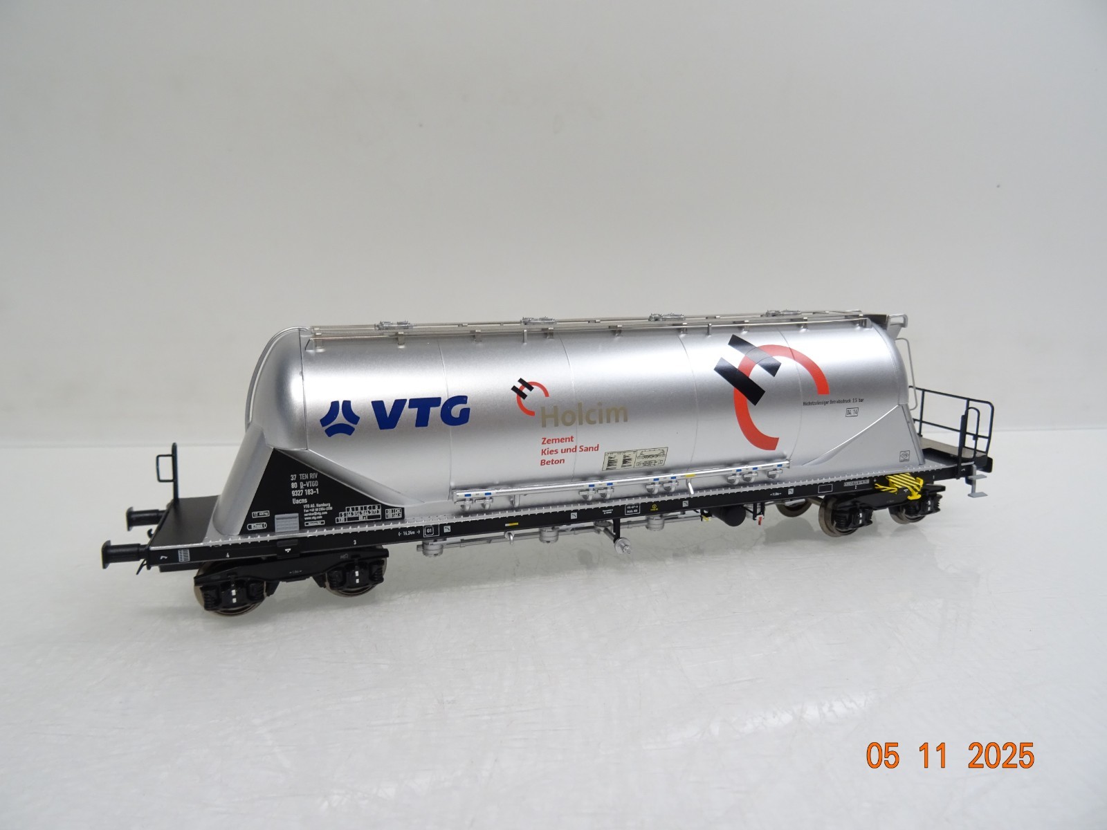 NME H0 503656 AC Staubsilowagen Uacns VTG Holcim in OVP JL4146 – Bild 3