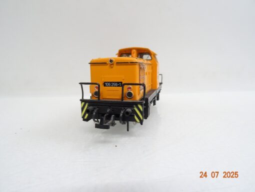 Piko H0 190/25 Diesellok BR 106 256-1 der DR JL1868 o. – Bild 3