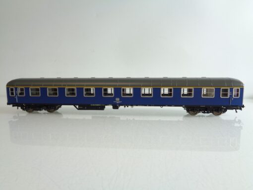 Piko H0 AC Personenwagen 1.Kl. der DB für Märklin BH688 o.
