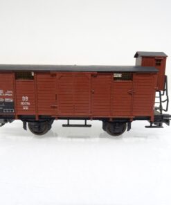 Piko H0 gedeckter Güterwagen mit Bremserhaus der DB PR312 o.