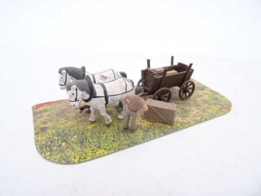 Preiser H0 Gespann mit Anhänger und Figur RR1945 o.