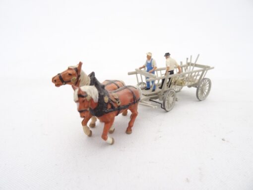 Preiser H0 Gespann mit Anhänger und Figur RR1946 o.