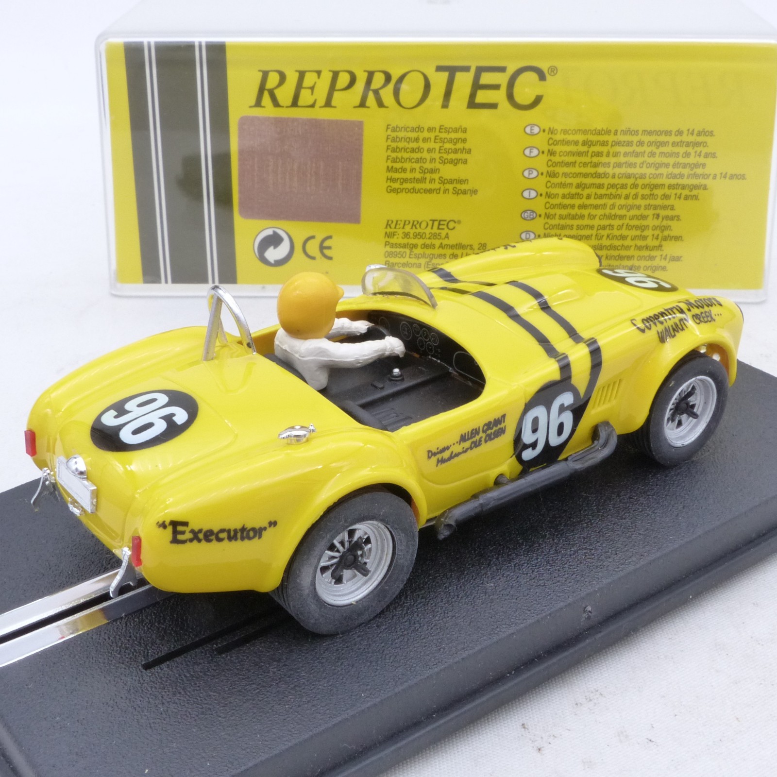 Reprotec 1:32 RT/1964 AC Cobra #96 Santa Barbara in PC-Box EX8318 – Bild 3