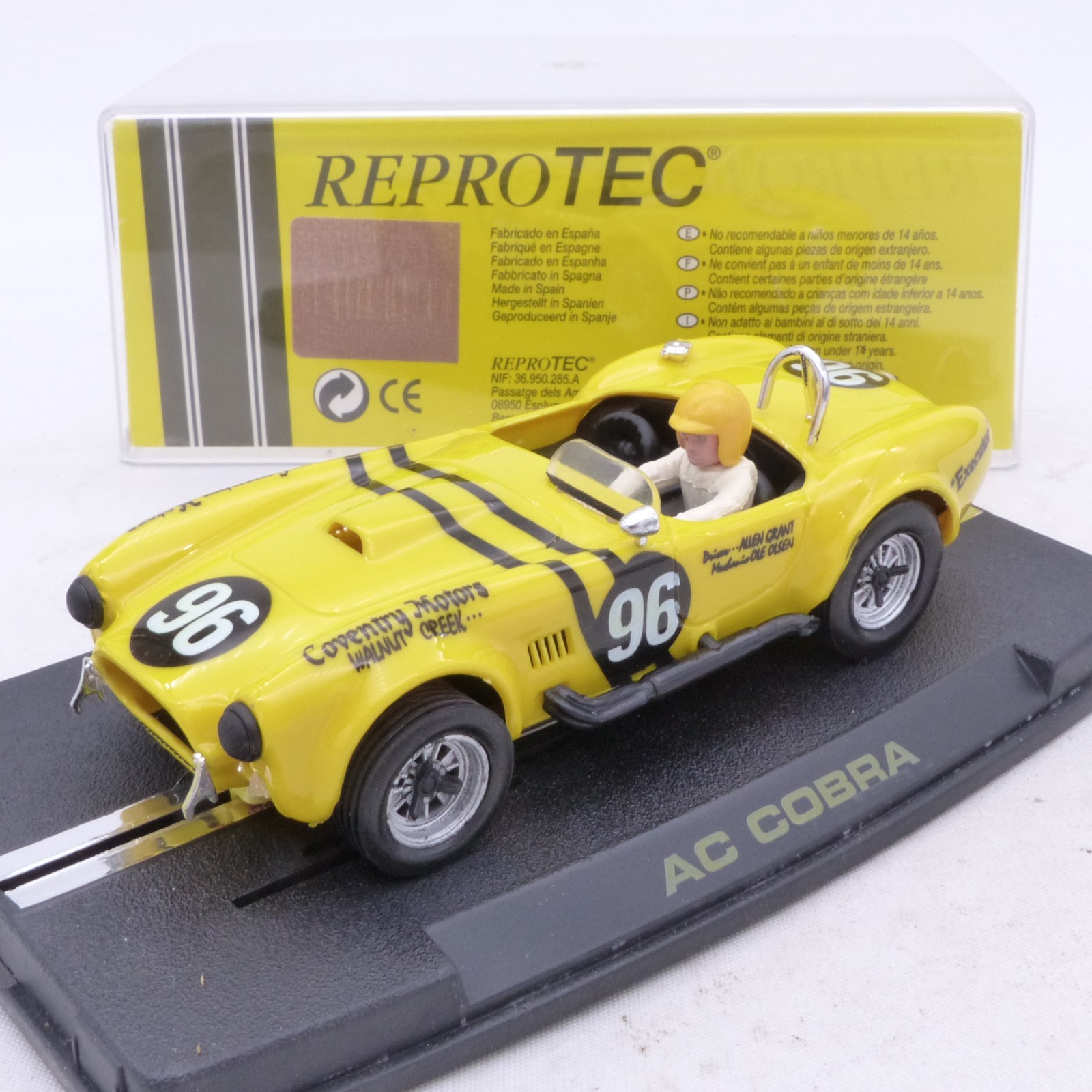 Reprotec 1:32 RT/1964 AC Cobra #96 Santa Barbara in PC-Box EX8318