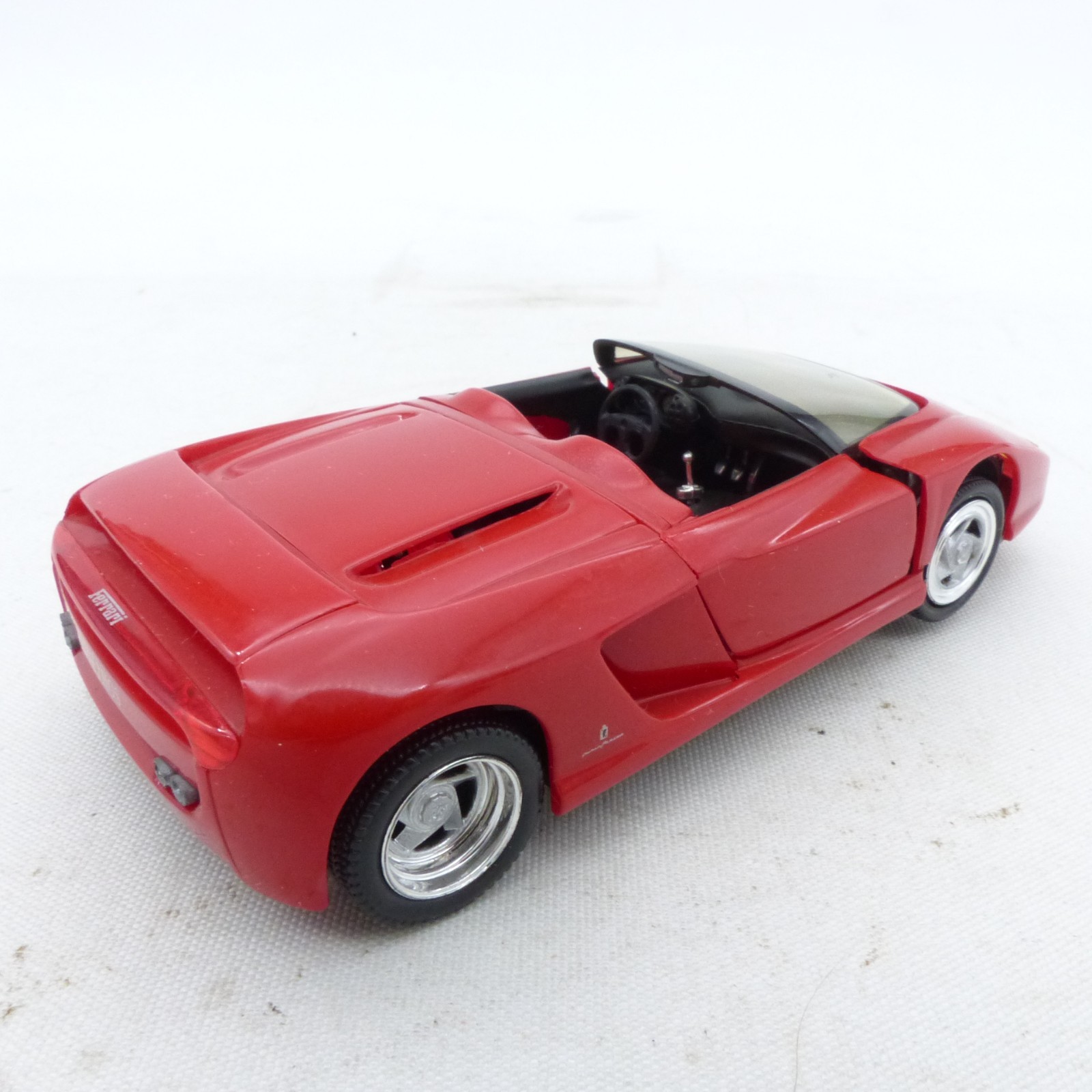 Revell 1:43 8500 Ferrari Mythos rot in Tüte o. EX8020 – Bild 3