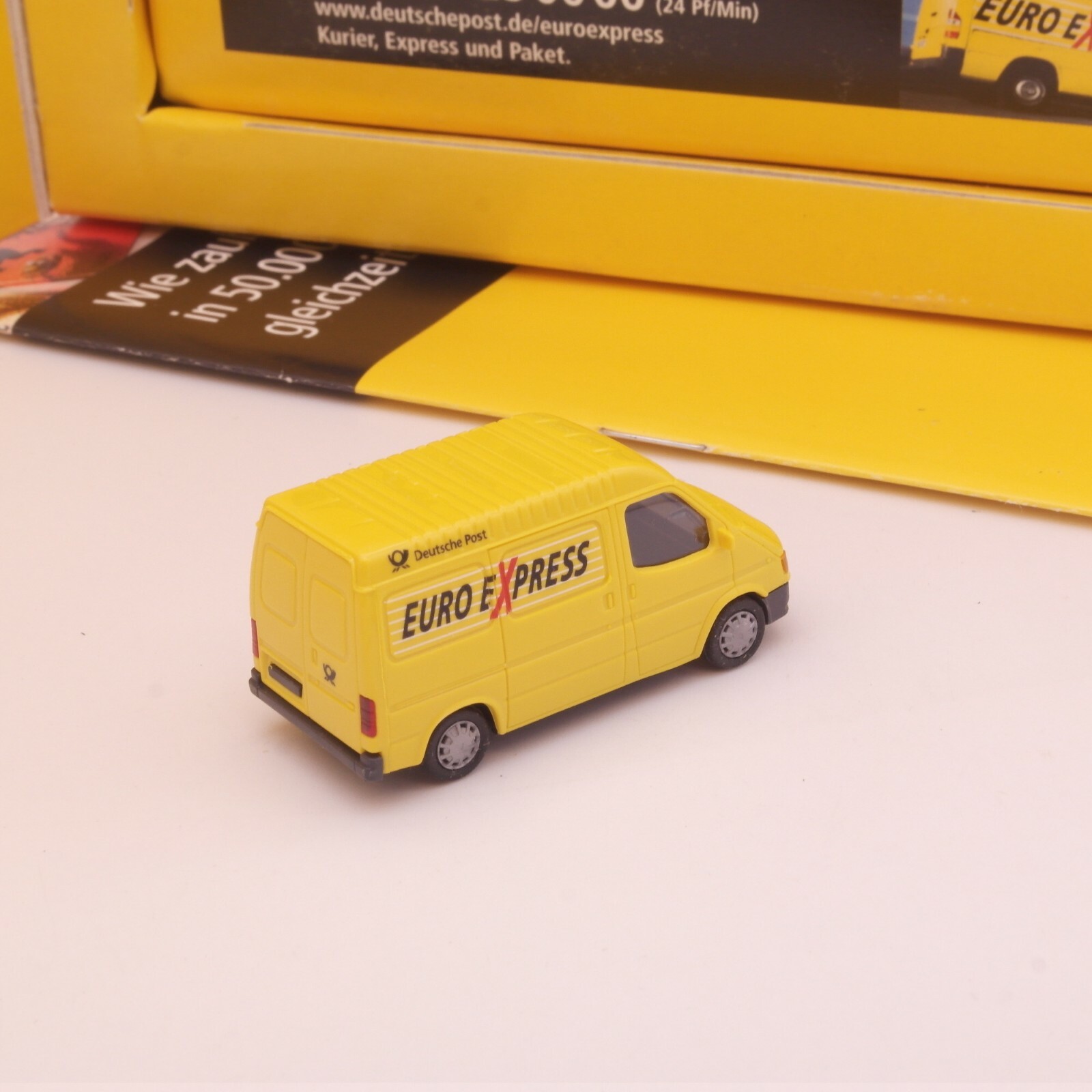 Ritze 1:87 Sondermodell Ford Transit Deutsche Post Euro Express in OVP RT4475 – Bild 3