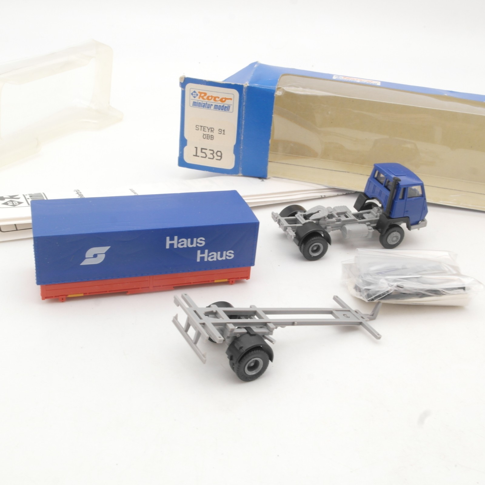 Roco 1:87 1539 Steyr 91 Pritsche Plane Haus in OVP RR5409 – Bild 3