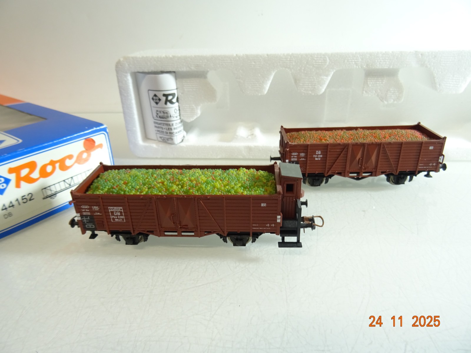 Roco H0 44152 Set Hochbordwagen mit Ladung der DB in OVP RR4797 – Bild 3