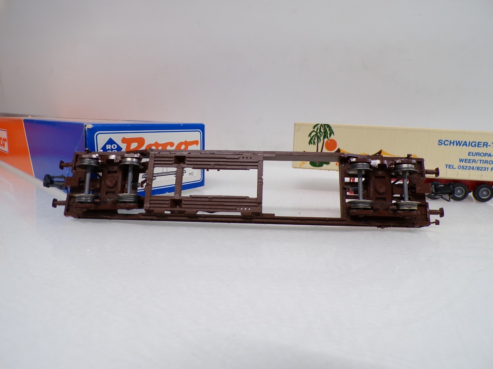 Roco H0 47037 AC Taschenwagen m. LKW Auflieger der ÖBB in OVP für Märklin BH1811 – Bild 4