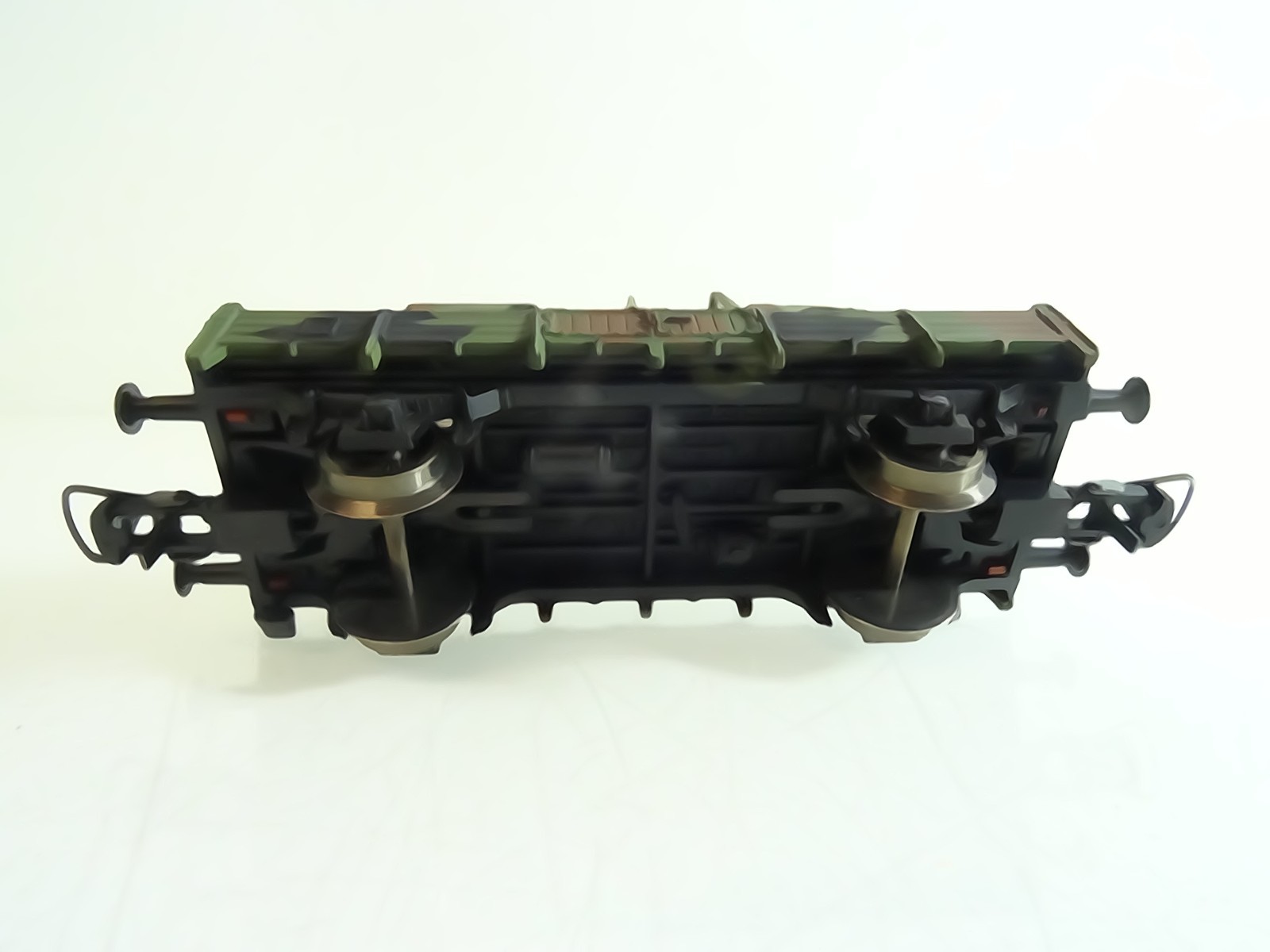 Roco H0 Güterwagen mit Serval Geländewagen tarn RR2350 o. – Bild 4