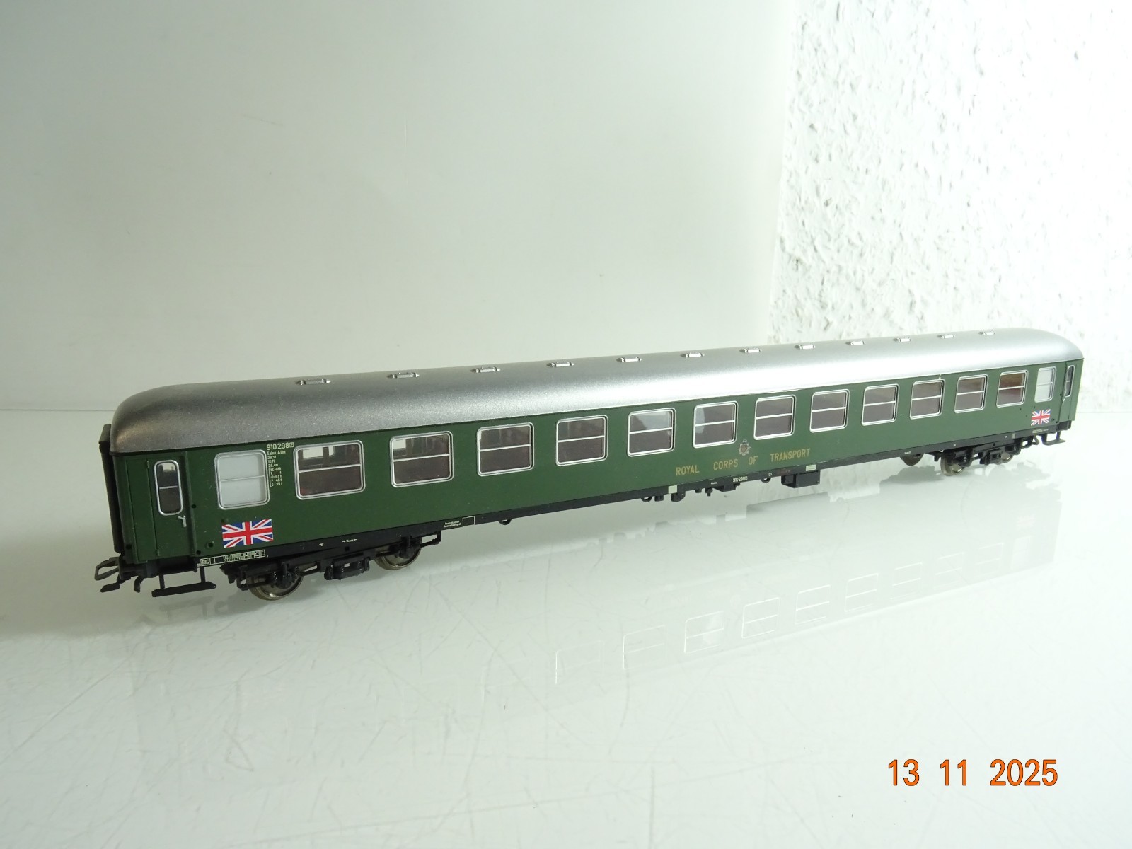 Roco H0 Personenwagen Royal Corps of Transport RR4581 o.