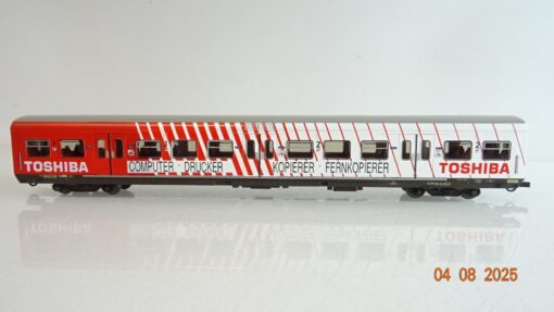 Roco H0 S-Bahn Mittelwagen 1./2.Kl. TOSHIBA der DB PR9438 o.