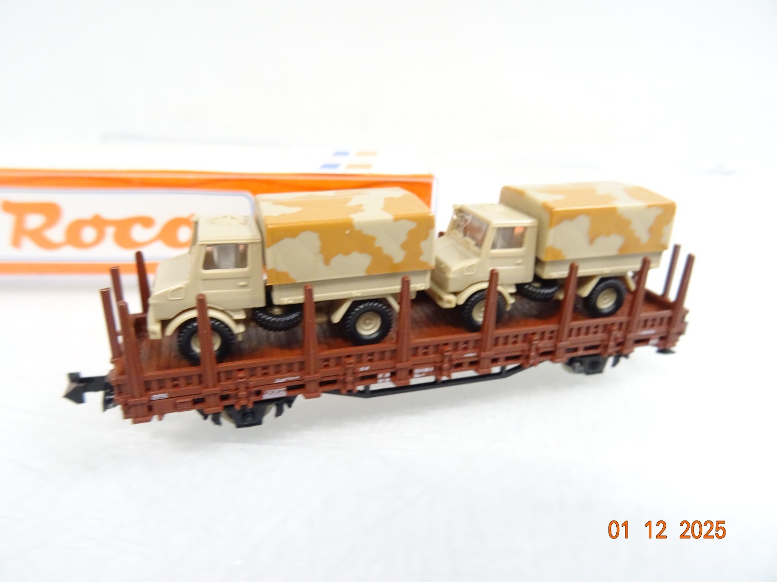 Roco N 25284 Rungenwagen mit 2 Unimogs Militär in OVP RR5124