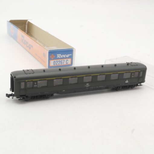 Roco N Schürzenwagen 1. Klasse 51 80 17-40 076-9 der DB in EVP RR517 – Bild 3