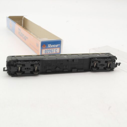 Roco N Schürzenwagen 1. Klasse 51 80 17-40 076-9 der DB in EVP RR517 – Bild 4