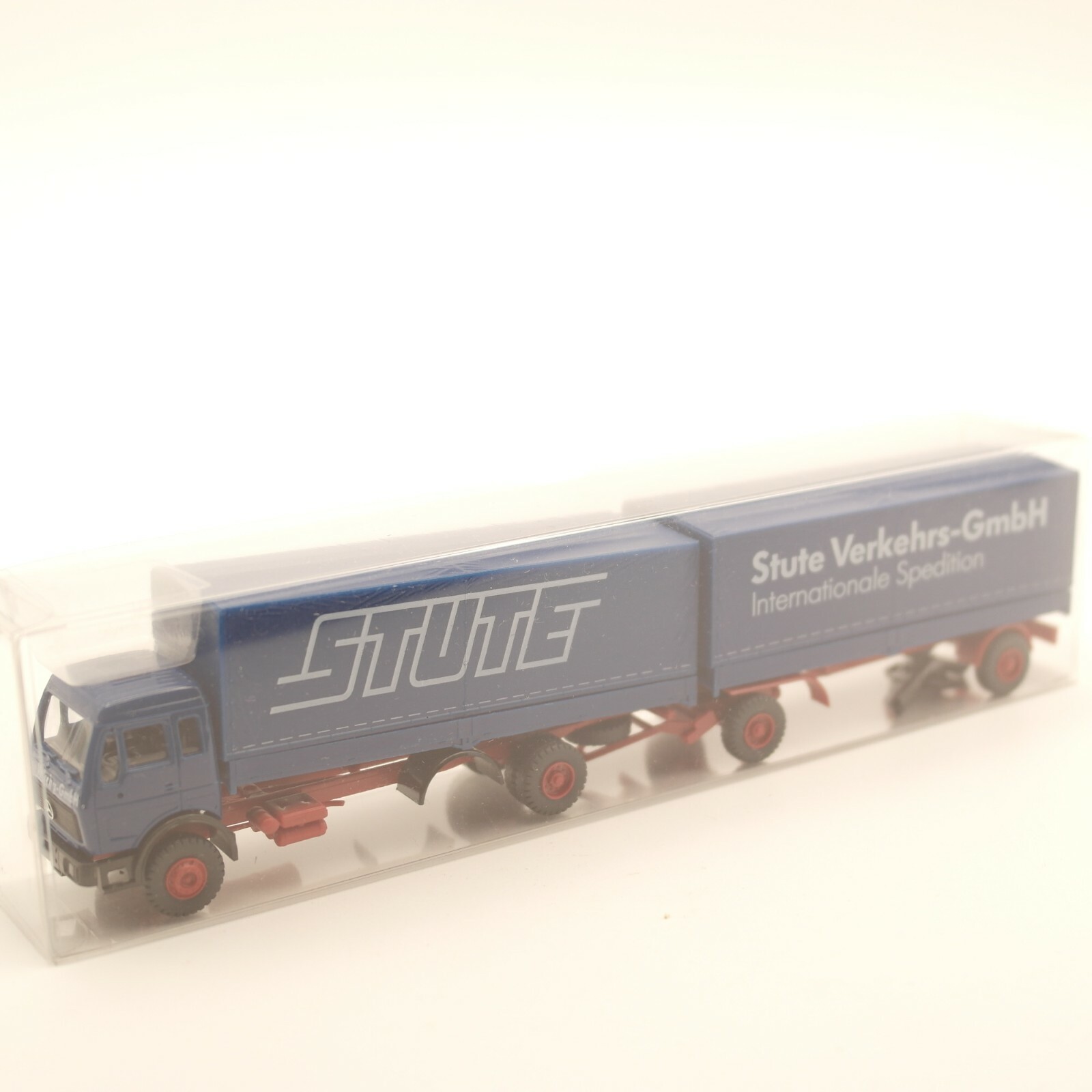 Roskopf 1:87 MB NG Pritschen Lastzug "Stute-Verkehrs-GmnH" in EVP ER4603