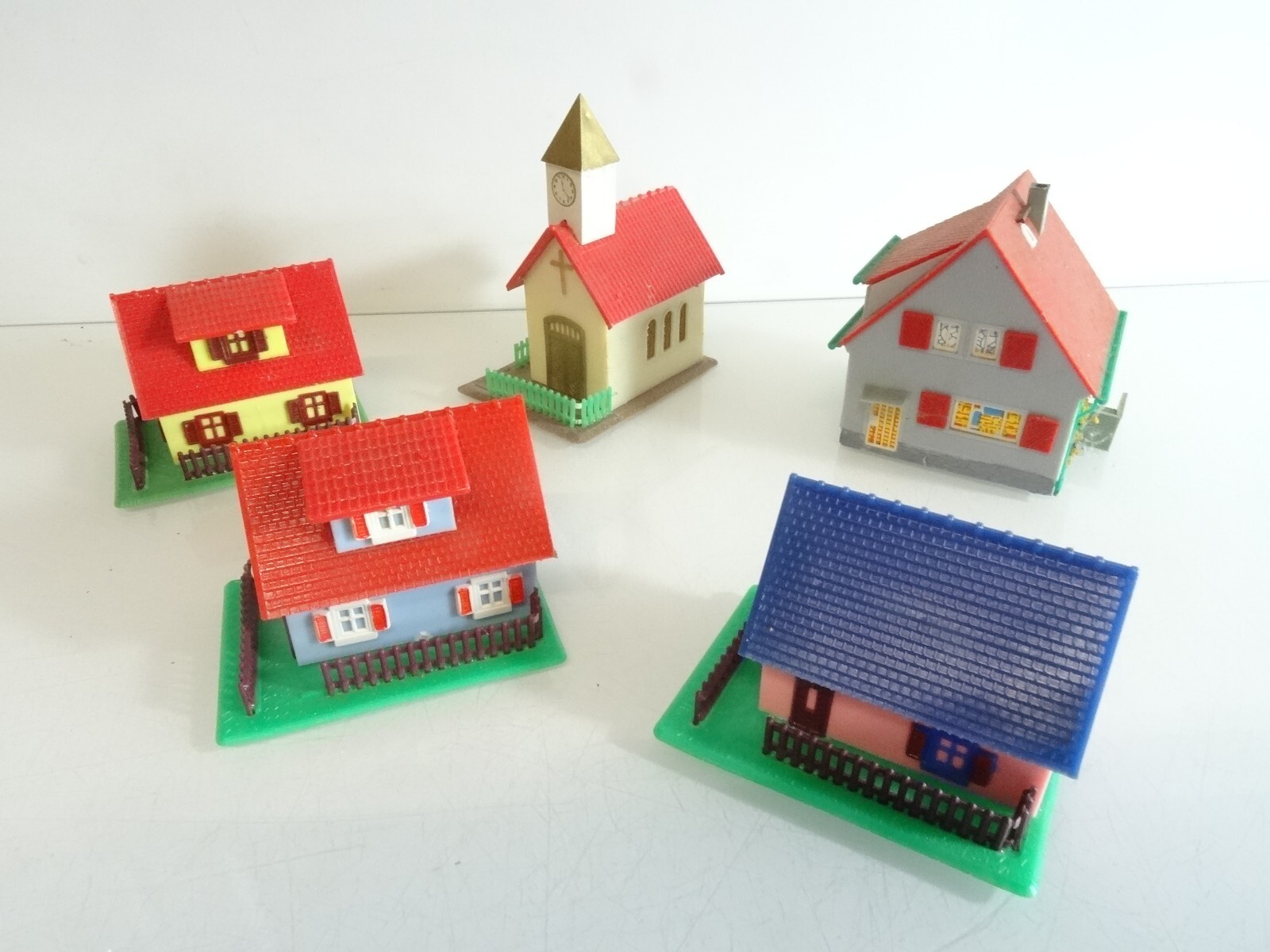 Schnäppchen N Konvolut Gebäude Häuser verschieden, siehe Bilder o. QR7096