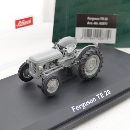 Schuco 1:43 02871 Ferguson TE 20 Traktor in OVP EX6551