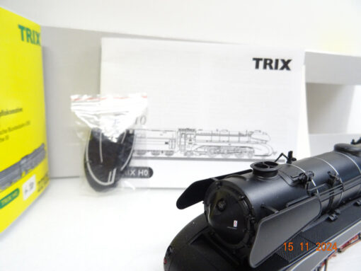 Trix H0 22125 Dampflok BR 10 002 der DB mit DSS in OVP LE7242 – Bild 3