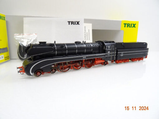 Trix H0 22125 Dampflok BR 10 002 der DB mit DSS in OVP LE7242