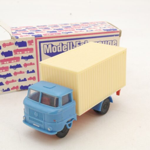 VEB Berlinpalast 1:87 LKW W50 mit Koffer neutral in OVP RG5066