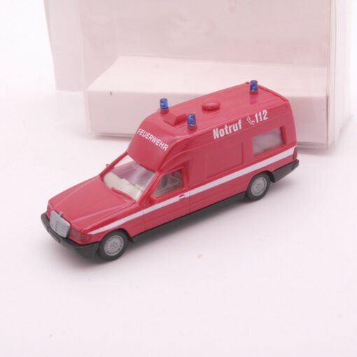 Wikikng 1:87 6070020 Feuerwehr KTW in OVP RT2849